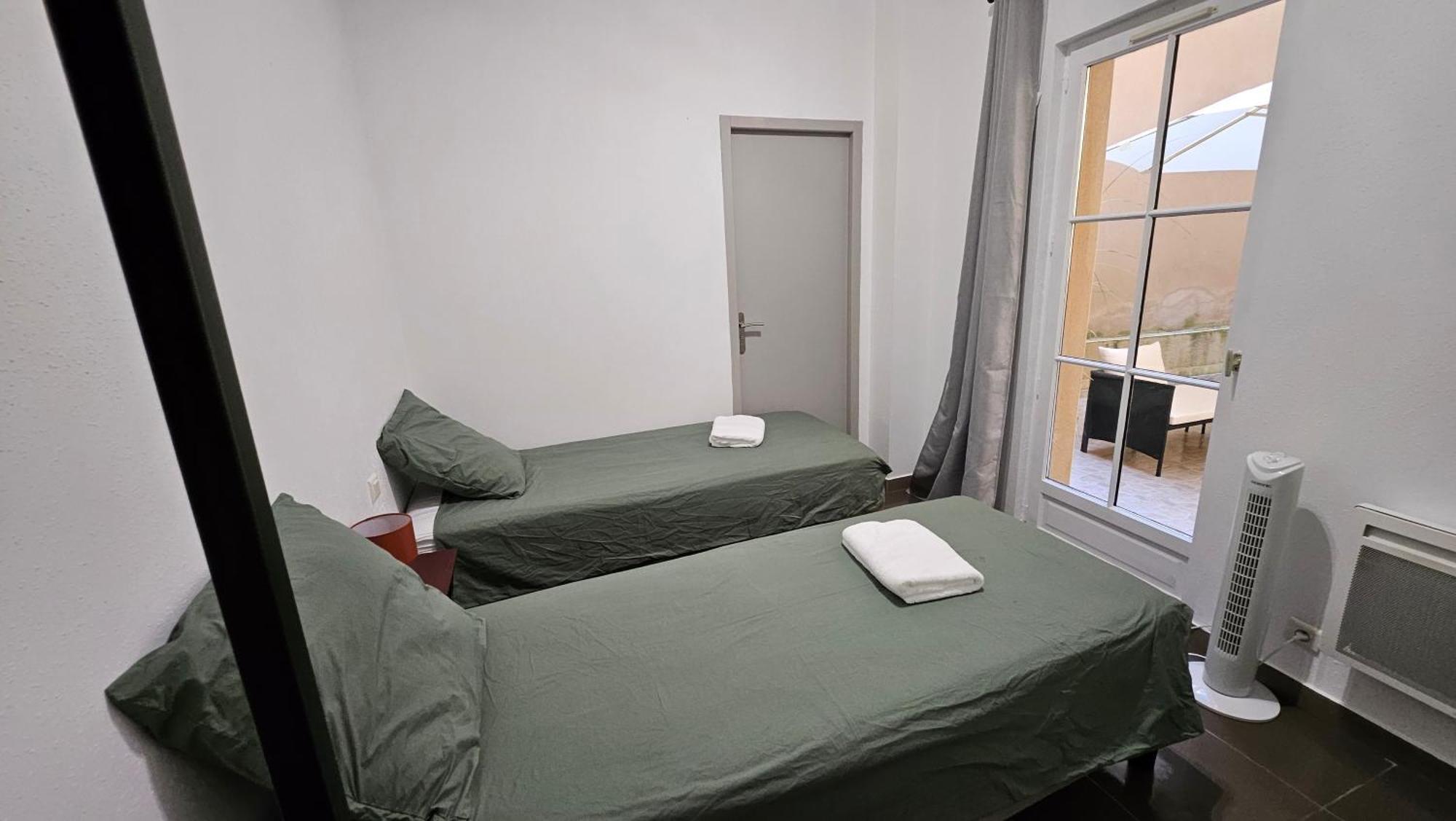 Le Patio St Etienne - Cite Episcopale - Parking Inclus Apartment Albi Bagian luar foto